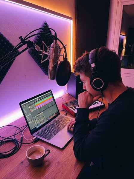 91音乐制作传媒